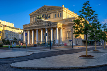 Fototapeta premium View of Moscow Bolshoi Theatre (Big Theatre) and Fountain in Moscow, Russia. Moscow architecture and landmark, Moscow night cityscape