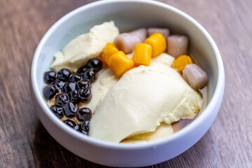 芋圓豆花（ユーユエントーファ）