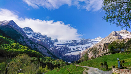 Naklejka premium Road to Gavarnie French Pyrenees