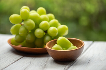 新鮮なシャインマスカット