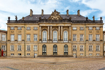 Fototapeta na wymiar Exterior of Amalienborg palace in Copenhagen, Denmark, Europe