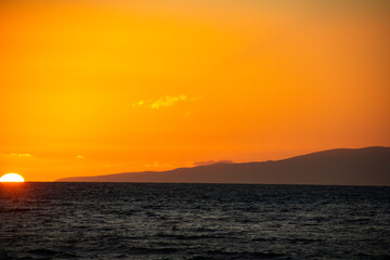 Fototapeta premium sunset over the sea
