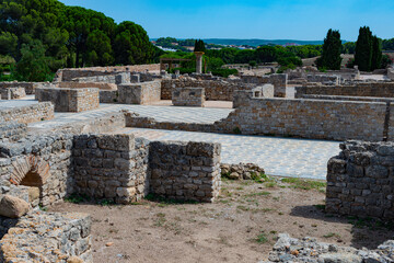 Site archéologique des ruines d'Empuries (Empúries en catalan) : port antique gréco-romain, situé sur la commune de L'Escala, près de Gérone, en Catalogne (Espagne). - 525425495