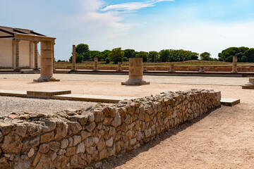Site archéologique des ruines d'Empuries (Empúries en catalan) : port antique gréco-romain, situé sur la commune de L'Escala, près de Gérone, en Catalogne (Espagne). - 525425646