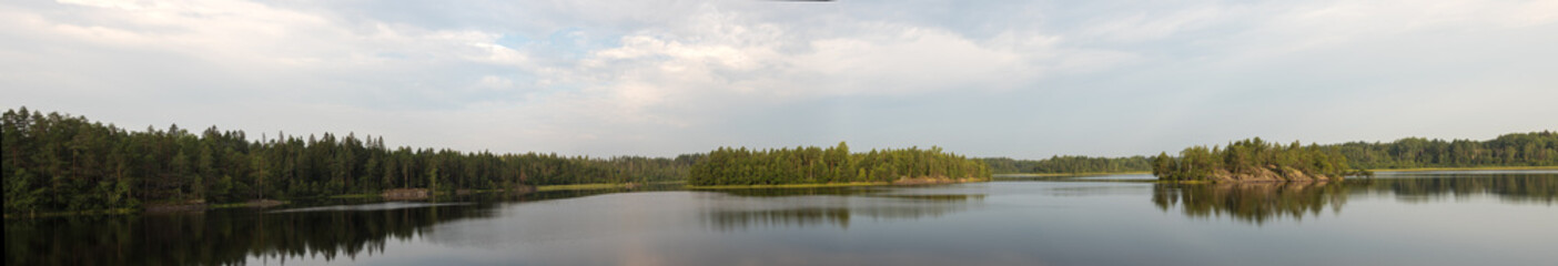 Fototapeta na wymiar panorama of a forest lake