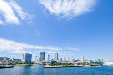 Fototapeta premium 神奈川県横浜市みなとみらいの都市風景