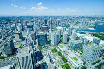 Fototapeta na wymiar 神奈川県横浜市みなとみらいランドマークタワーの展望台からの都市風景