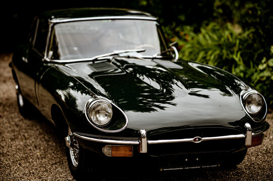 vintage jaguar e-type coupe