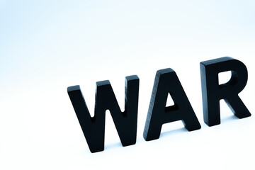 WARの文字とコピースペース