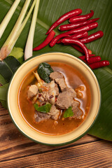 Spicy Braised Pork Tom Yum, Thai food
