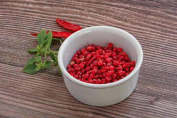 Red pepper seeds in the bowl