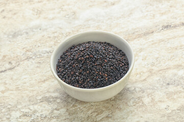 Black sesame seeds in the bowl