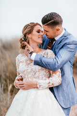 wedding couple at the beach