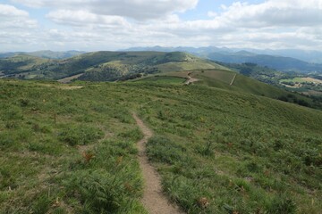 Fototapeta premium rando dans les montagnes basques