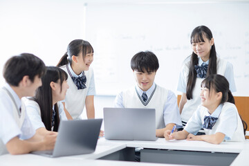 生徒会の会議の様子