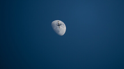 Fly to the moon