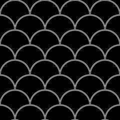 Obraz premium Fish scale wallpaper. Asian traditional ornament with repeated scallops. Repeated white curves on black background. Seamless surface pattern design with semicircles. Grid motif. Digital paper. Vector.