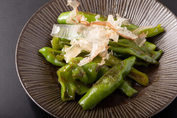 甘とう美人の煮浸し