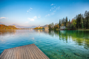 Obraz na płótnie Canvas Splendid sunny day view of popular tourist destination Bled lake.