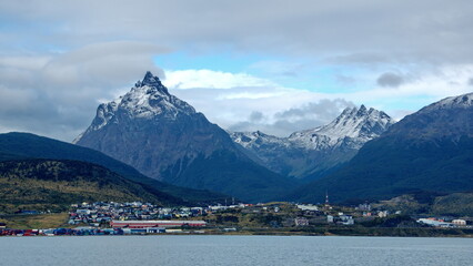 Fototapeta na wymiar Martial Mountains covered in snow above the town of Ushuaia, Argentina, on the Beagle Channel