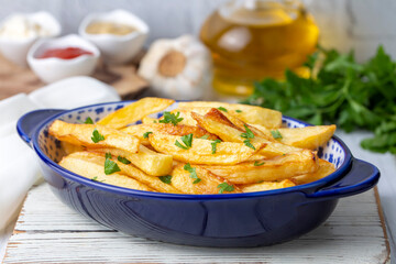 Turkish style handmade french fries, Turkish name; Ev yapımı patates kizartmasi