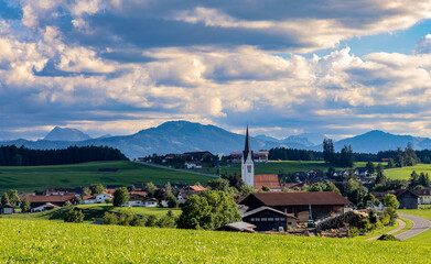 Fototapeta na wymiar Dorf im Allgäu