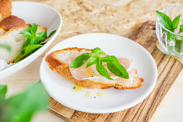 生ハムバゲットサンド