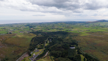 Obraz premium Silent Valley Reservoir in Mourne Mourne Mountains near Kilkeeel, Northern Ireland. Aerial view 
