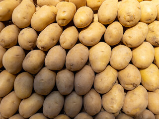 sales presentation of natural potato in the market place
