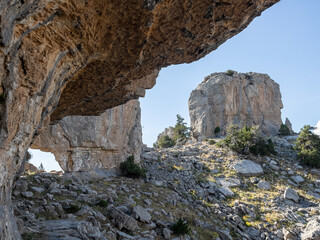 beautiful examples of caves, holes and rock structures in the extraordinary geography of the Mediterranean