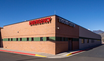 Emergency Trauma Center Hospital Sign