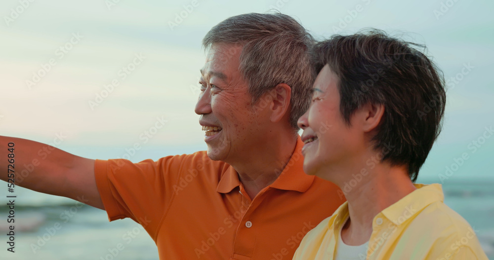 Wall mural elderly couple are chatting happily