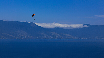 paragliding on the mountain