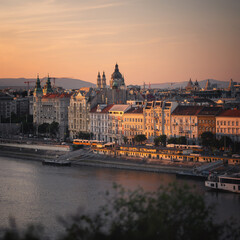 Fototapeta premium Houses at the riverbank in Budapest, Hungary