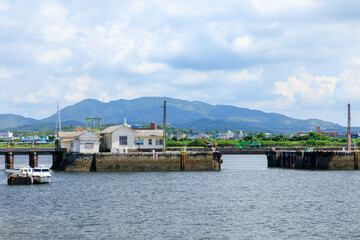 Fototapeta premium 夏の三池港 福岡県大牟田市 Miike Port in summer. Fukuoka-ken Oomuta city.