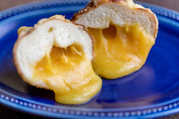 流心卡士達麵包（とろけるカスタードブレッド）