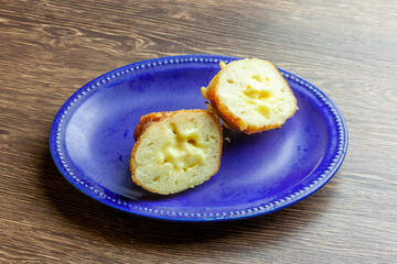 台湾風クリームドーナツ（カスタードドーナツ）