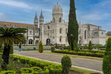 Fototapeta na wymiar Kloster Lissabon Aufnahme von öffentlichem Weg