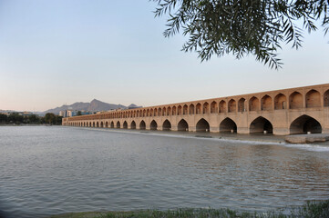Fototapeta premium Sio Seh bridge (The Bridge of 33 Arches), an ancient bridge over Zayandeh river in Isfahan, Iran. 