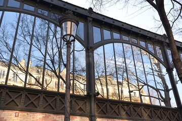 Obraz premium Marché Saint-Quentin à Paris. France