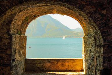 Arch view of Lake Garda