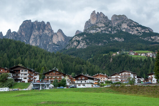 val di fassa one of the most beautiful alpine valleys moena canazei and dolomitic peaks of the italian alps