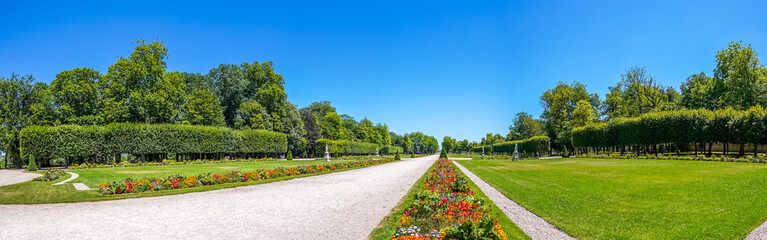 Fototapeta na wymiar Garten in Luneville, Frankreich 