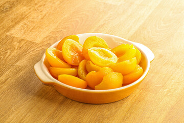 Canned apricot – sweet light dessert