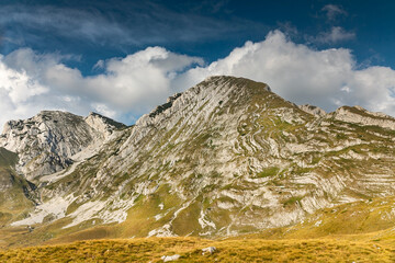 Montenegro landscape in the mountains - 525923883