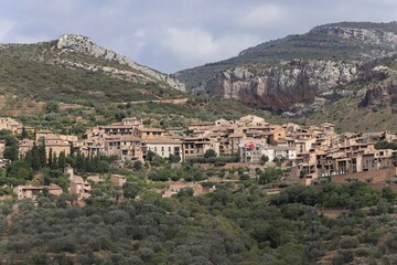 Fototapeta na wymiar Alquézar, un des plus beau village d'Espagne