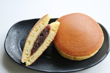 お茶の時間　どら焼き　背景　イメージ