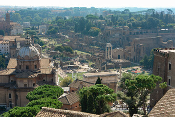 フォロロマーノ(世界遺産のローマの遺跡)