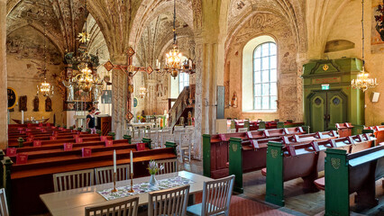 Kirche mit mitelalterlichen Ausmalungen in Glashammar in Schweden.