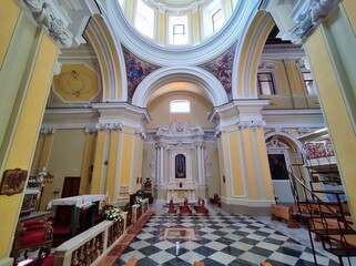 Vietri sul Mare - Transetto del Duomo di San Giovanni Battista